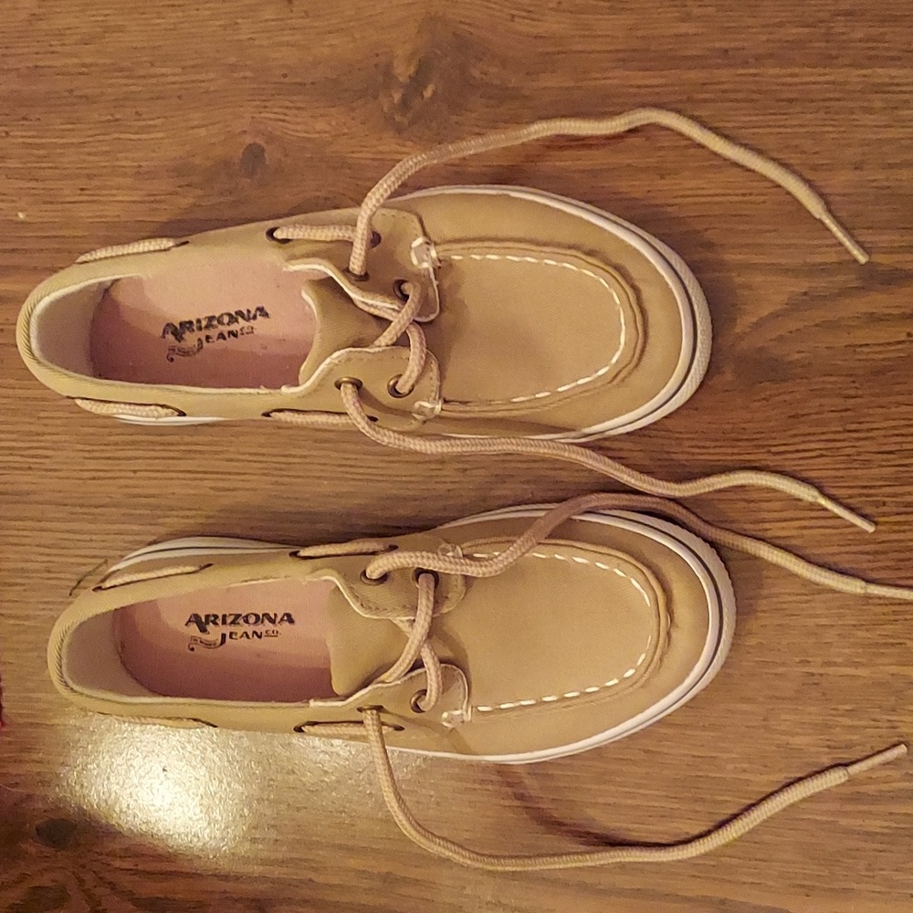 Arizona Jeans Company Boys Boat Shoes Size 12, Like New!